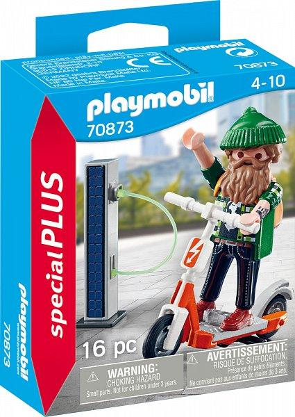 Hipster s elektrokoloběžkou